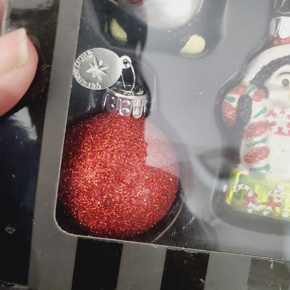 Celebrations by Radko Penguins w Gifts Glitter Balls Ornament Set Box Glass 8pc - Picture 5 of 7